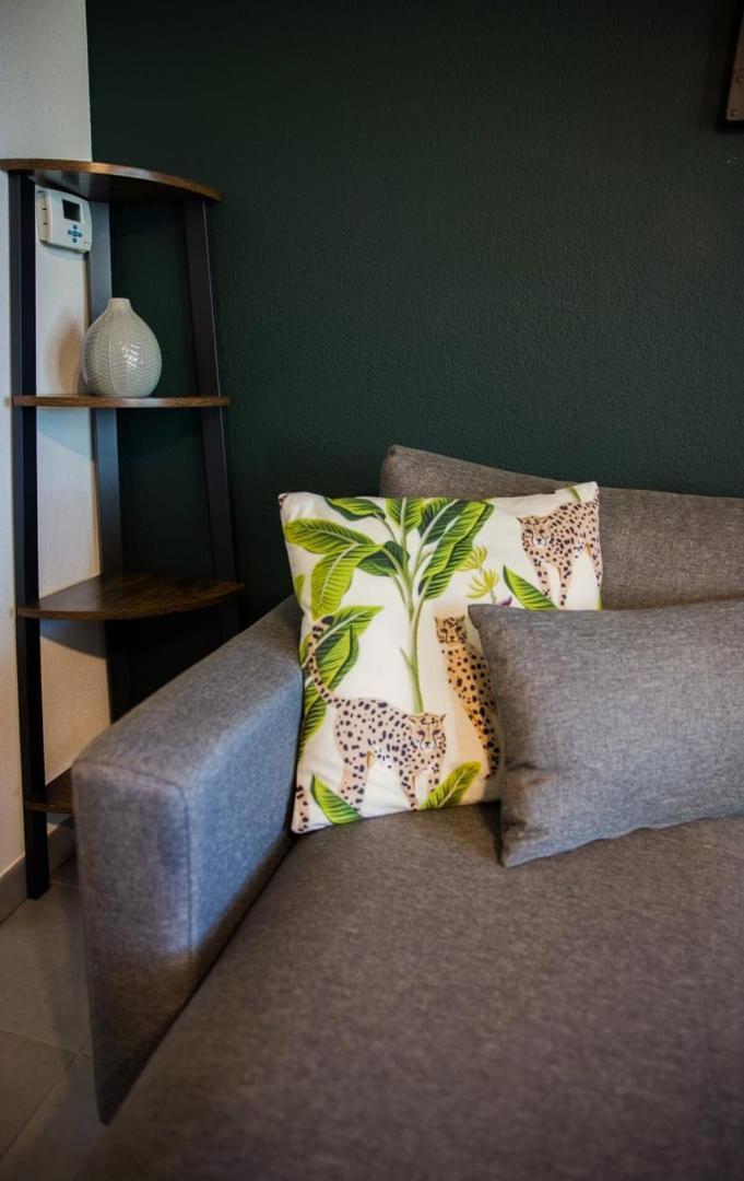Le Jardin Sequoia ~ Climatisation ~ Parking Apartment LʼUnion Exterior foto