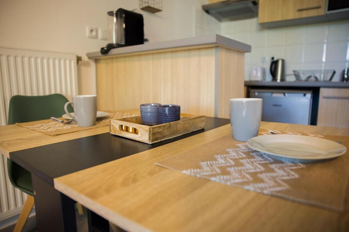 Le Jardin Sequoia ~ Climatisation ~ Parking Apartment LʼUnion Exterior foto
