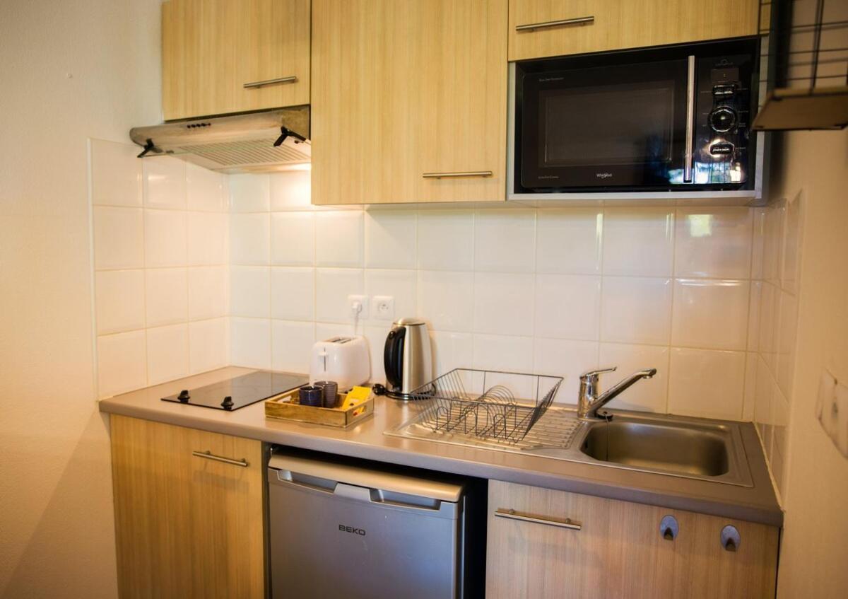 Le Jardin Sequoia ~ Climatisation ~ Parking Apartment LʼUnion Exterior foto